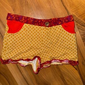 Matilda Jane girls soft pull on shorts size 4‎